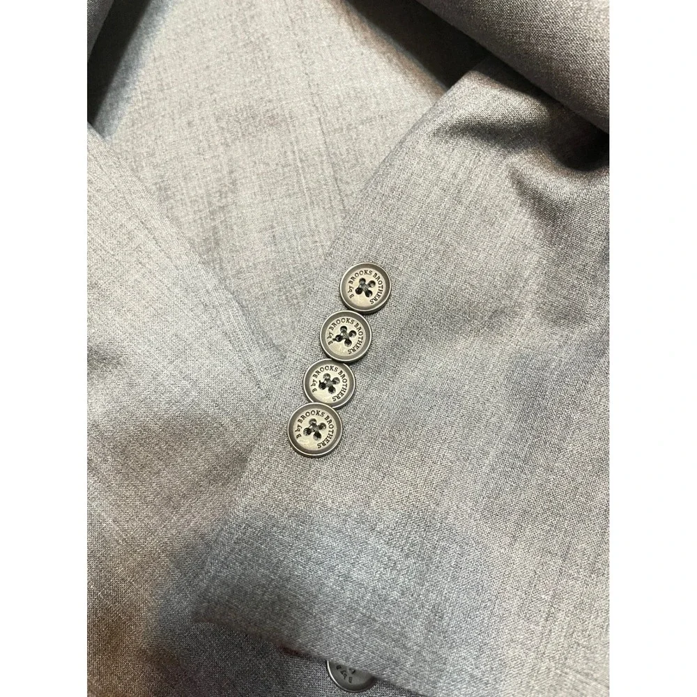 NWT B by‎ Brooks Brothers Gray Two Button Wool Blazer Jacket 42S 45023-001ND018A
